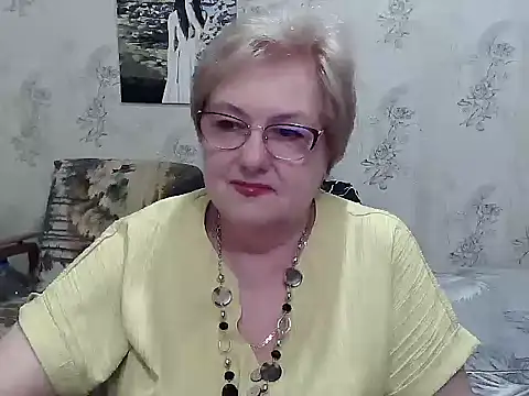 Renata62011 online show from May 22, 3:35 am