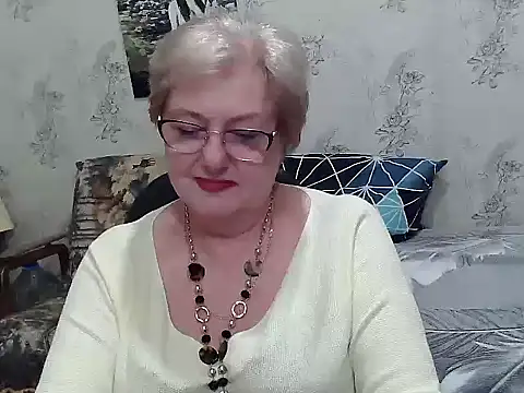 Renata62011 online show from June 14, 3:47 pm