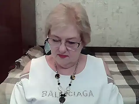 Renata62011 online show from July 5, 12:23 pm