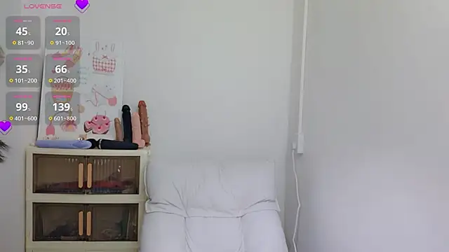 Snapshot of 9aunatiis chatting on November 30, 6:45 pm 9aunatiis online show from November 30, 6:45 pm