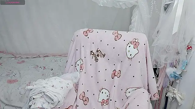 9aunatiis online show from February 7, 8:23 pm