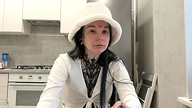 HighelikeGirl online show from January 19, 7:01 am