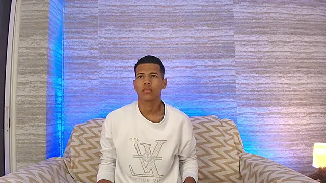 Snapshot of KingStark_ chatting on November 6, 11:11 am KingStark online show from November 6, 11:11 am