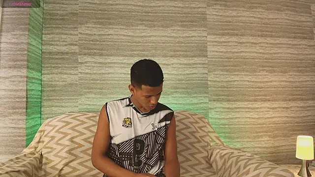 Snapshot of KingStark_ chatting on November 8, 11:10 am KingStark online show from November 8, 11:10 am