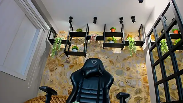 VenusBlazer online show from October 26, 11:16 am