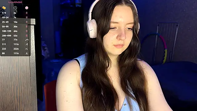 LauretteRagar online show from November 19, 5:24 pm