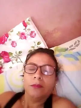 chocoluze online show from July 13, 3:15 pm