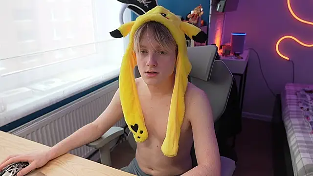 Snapshot of Serxyi chatting on January 14, 9:37 am Serxyi online show from January 14, 9:37 am