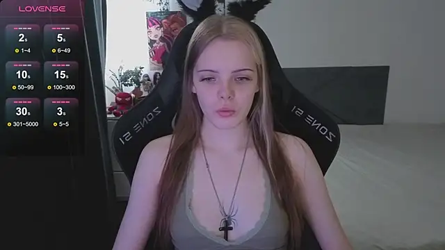 Luna Navy online show from October 22, 9:09 am