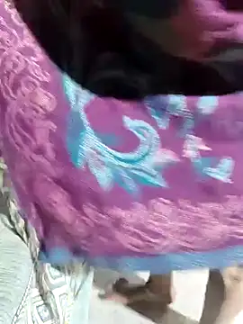 POOJACOUPLE online show from November 12, 8:26 am