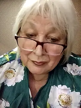 Alexia64231 online show from November 25, 5:02 pm