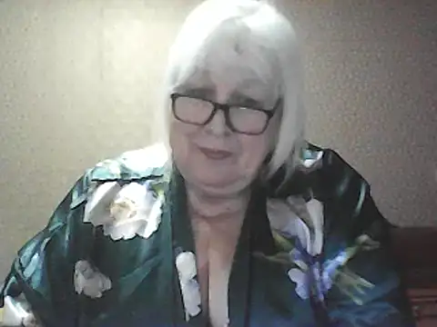 Alexia64231 online show from March 15, 9:21 pm