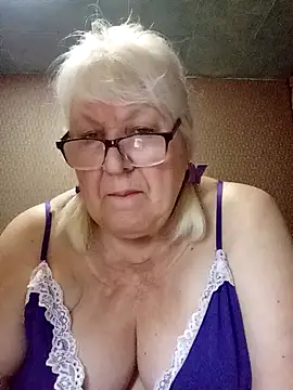 Alexia64231 online show from June 26, 10:58 pm