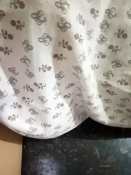 Bhabi-Hot0 online show from April 23, 12:40 pm