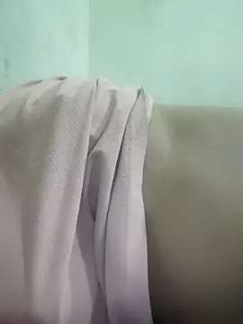 Bhabi-Hot0 online show from June 4, 10:05 pm