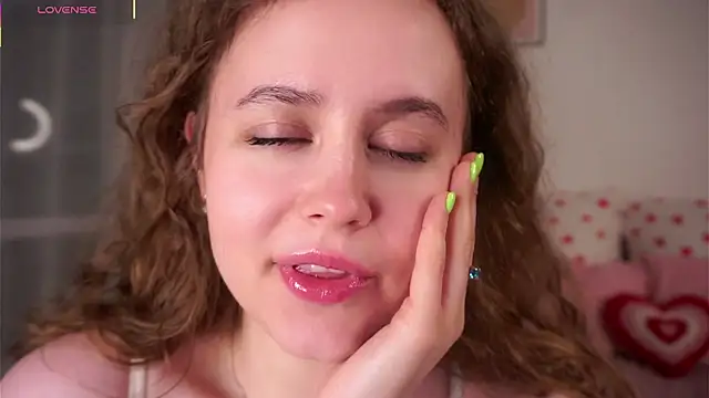 SusannaScholler online show from June 2, 11:29 pm