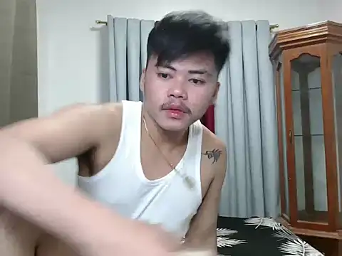 hot emman online show from October 2, 11:56 pm