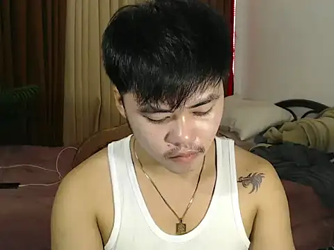 hot emman online show from March 11, 1:11 am