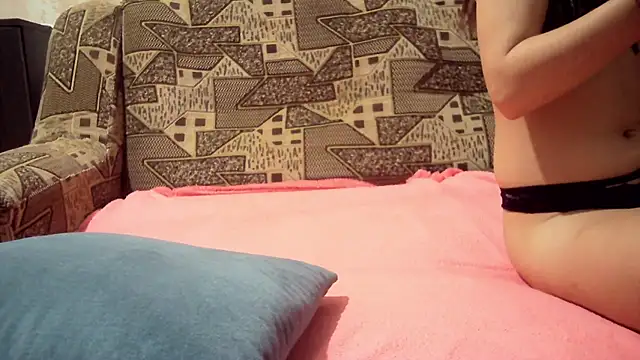 kiss lovely  online show from February 18, 6:48 pm