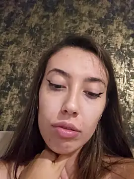 Snapshot of Virgin_Pussy_Horny chatting on October 9, 6:06 pm Virgin Pussy Horny online show from October 9, 6:06 pm