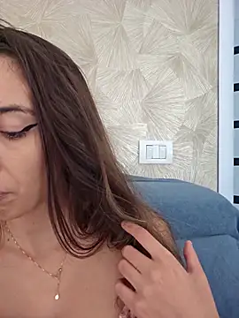 Snapshot of Virgin_Pussy_Horny chatting on October 21, 8:04 am Virgin Pussy Horny online show from October 21, 8:04 am