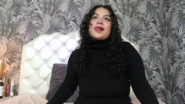 Snapshot of RylieRoss chatting on September 23, 12:08 pm RylieRoss online show from September 23, 12:08 pm