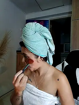 LuluMonroe Eup online show from May 7, 12:49 am