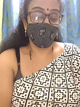 Snapshot of sweet-lotus chatting on January 6, 5:49 pm sweet-lotus online show from January 6, 5:49 pm