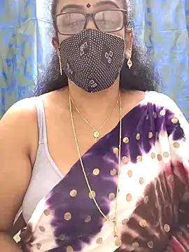 Snapshot of sweet-lotus chatting on February 5, 10:47 pm sweet-lotus online show from February 5, 10:47 pm