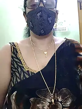 Snapshot of sweet-lotus chatting on February 8, 8:18 am sweet-lotus online show from February 8, 8:18 am