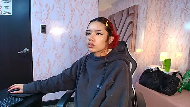 redd pandaa online show from February 1, 3:27 am