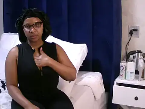 Snapshot of Babysex32 chatting on November 24, 4:23 am Babysex32 online show from November 24, 4:23 am