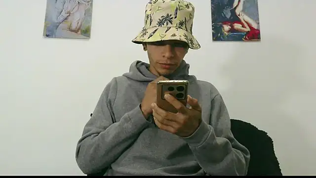 Daniel laverde online show from November 16, 9:31 pm