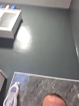 Bigone33333 online show from October 14, 5:14 pm