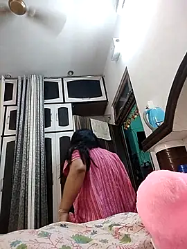 Cute-Janvi20 online show from April 10, 9:25 am