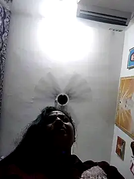 Cute-Janvi20 online show from August 5, 6:38 am