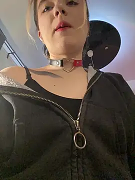 Cherry   Blossom online show from November 21, 12:15 pm