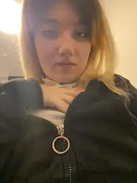 Cherry   Blossom online show from April 4, 1:52 pm