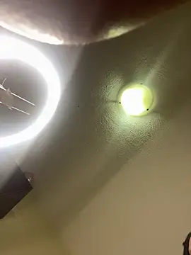 Snapshot of fuckboydud chatting on February 16, 9:44 pm fuckboydud online show from February 16, 9:44 pm