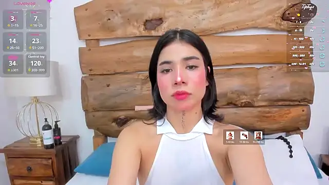 Snapshot of Vunnie_honeie chatting on February 26, 9:14 pm Vunnie honeie online show from February 26, 9:14 pm