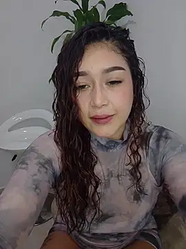 LilithAmber11 online show from November 14, 11:35 pm