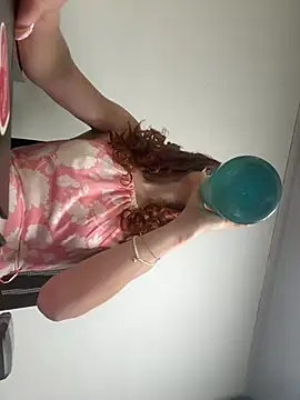 Emma Lodge online show from July 9, 1:59 pm