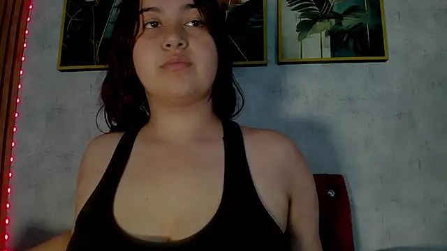 Snapshot of BabyLanck chatting on November 30, 11:53 pm BabyLanck online show from November 30, 11:53 pm