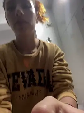 Snapshot of AriaBliss- chatting on September 30, 9:47 am AriaBliss- online show from September 30, 9:47 am