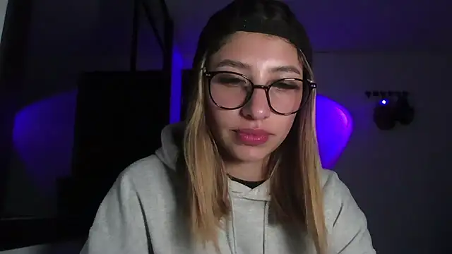 AriaBliss- online show from November 14, 8:13 am