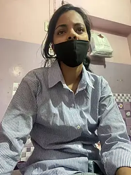 Snapshot of Sandhya_77 chatting on April 17, 5:43 am Sandhya 77 online show from April 17, 5:43 am