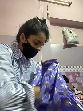 Snapshot of Sandhya_77 chatting on May 18, 6:08 am Sandhya 77 online show from May 18, 6:08 am