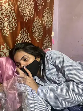 Snapshot of Sandhya_77 chatting on July 11, 4:59 am Sandhya 77 online show from July 11, 4:59 am