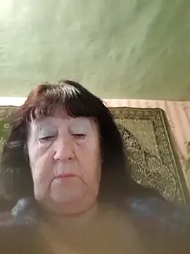 CrystalLime6411 online show from October 25, 9:39 am