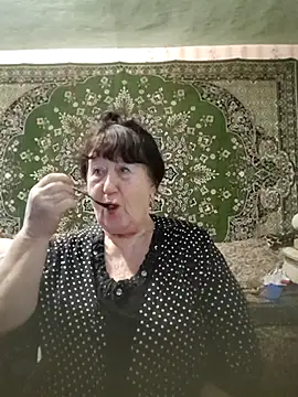 CrystalLime6411 online show from November 24, 11:43 am